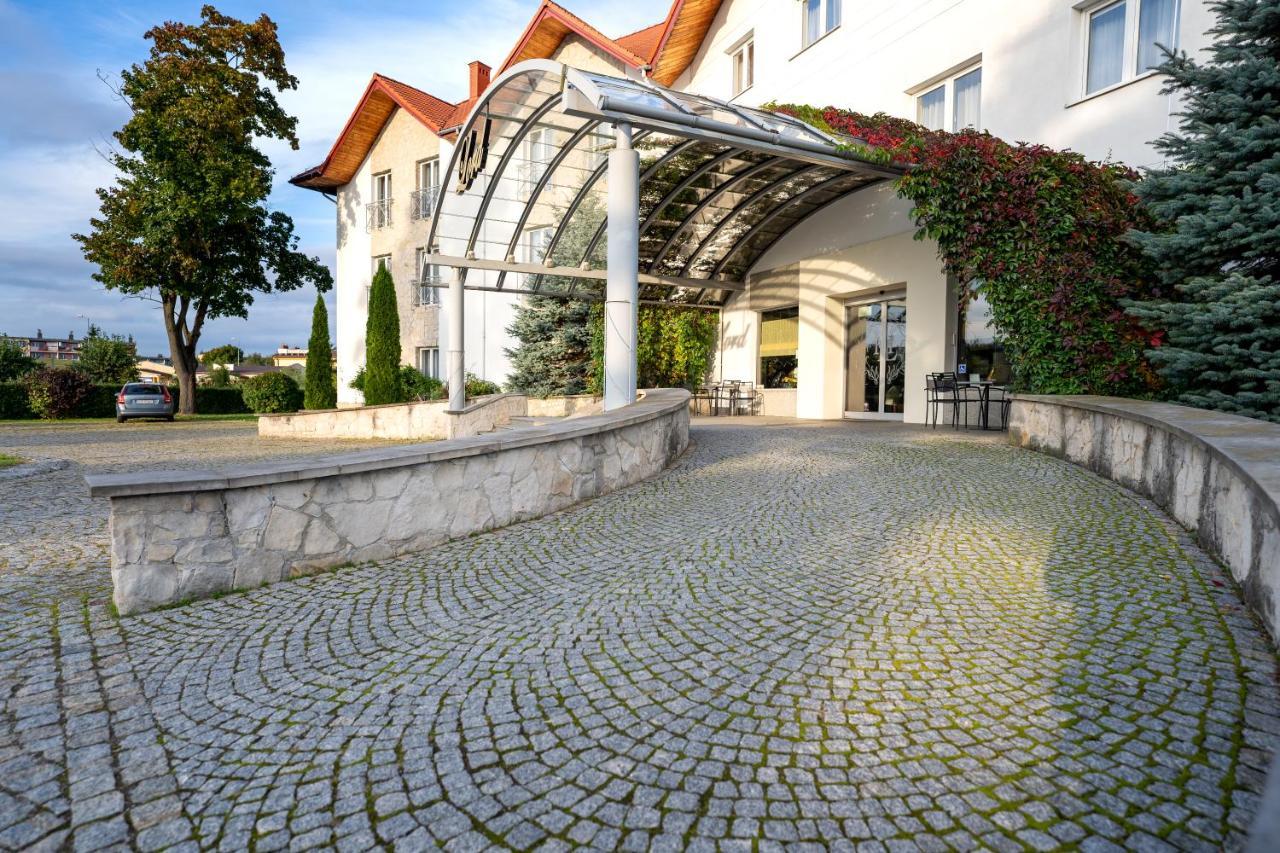 Hotel Lord Gorlice Exterior photo